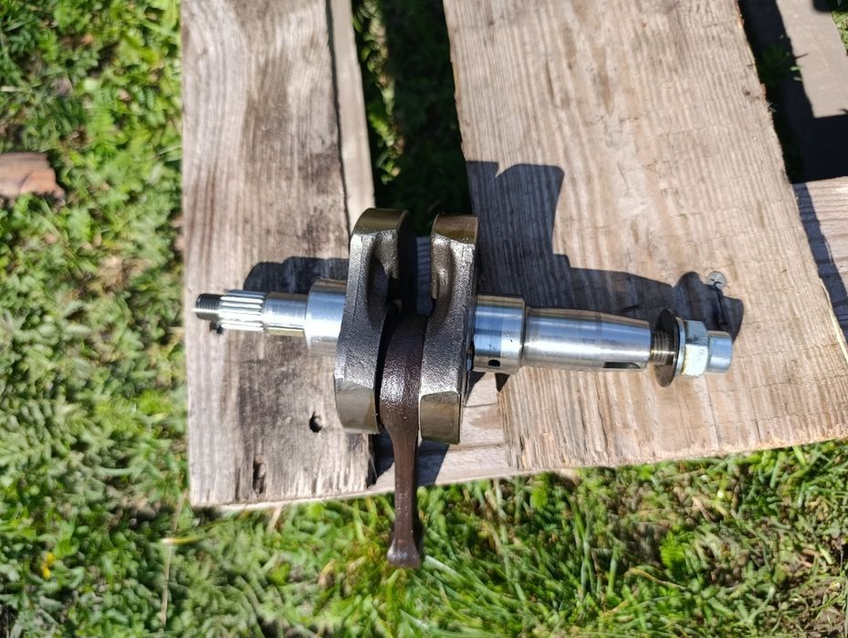 Wał korbowy Aprilia SX 125 18 – 21 r korbowód silnika silnikowy A4