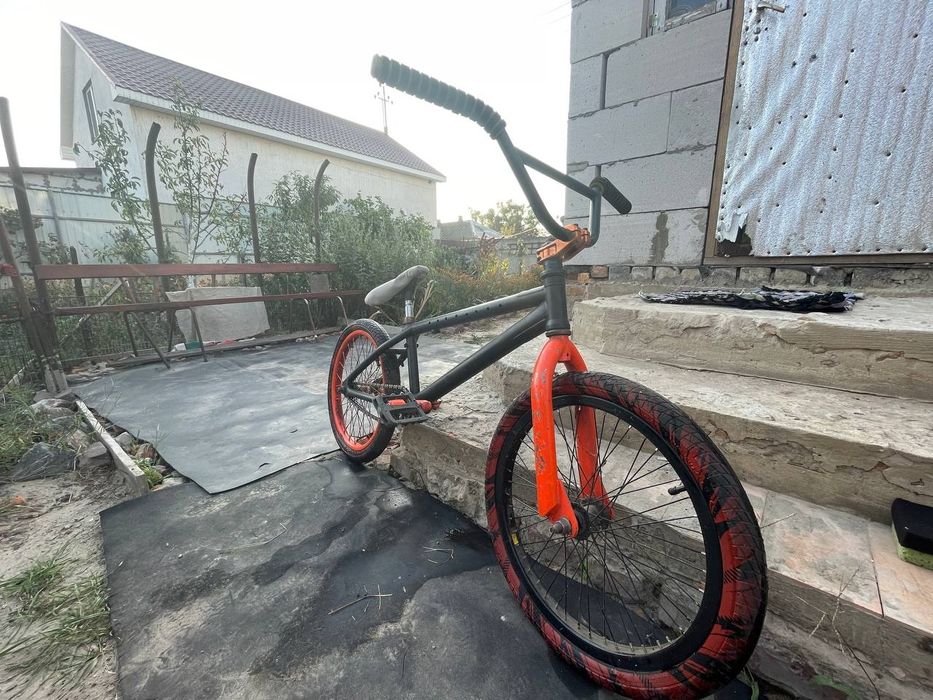 Велосипед BMX  б/у в рабочем состоянии