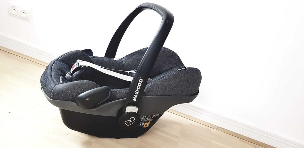 Fotelik nosidełko Maxi Cosi Pebble Plus niemowlak noworodek