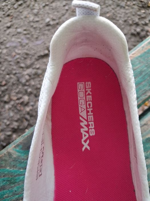 Жіночі сліпони skechers