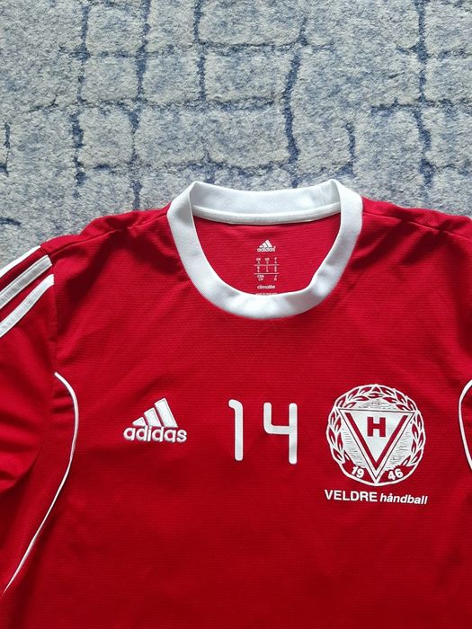 Футболка ADIDAS (S)