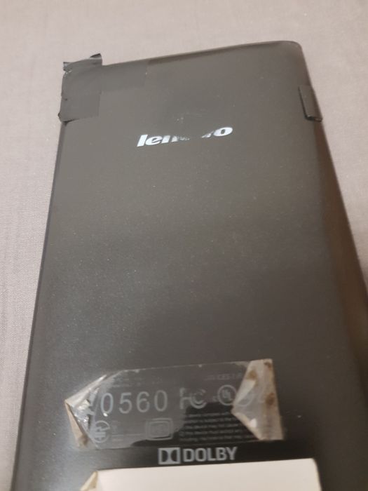 Tablet,,etui z  klawiaturą