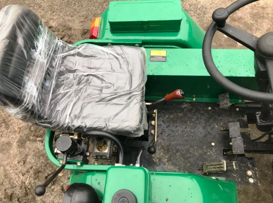 Минитрактор DW 160 LXL + фреза+плуг макс. комплект. Трактор Дв160