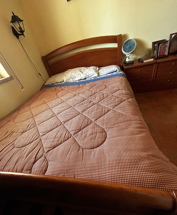 cama casal em madeira