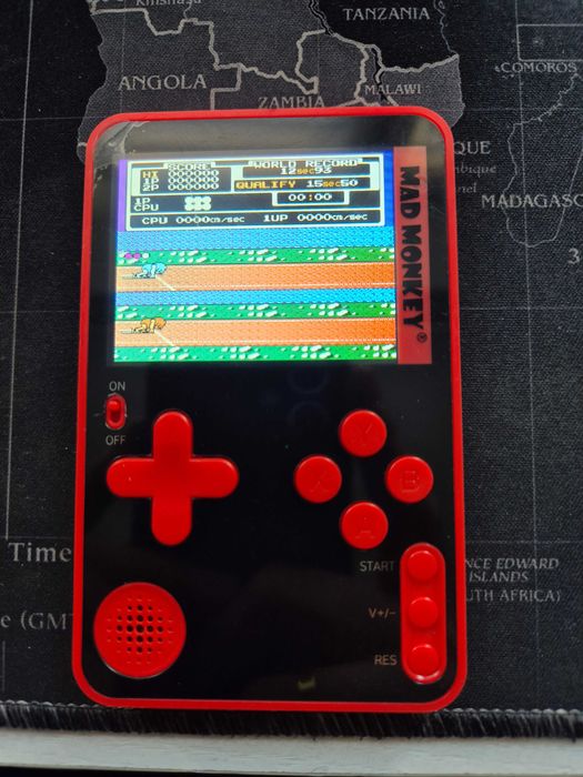 Retro Slim Console – 300 gier | USB-C | MAD MONKEY