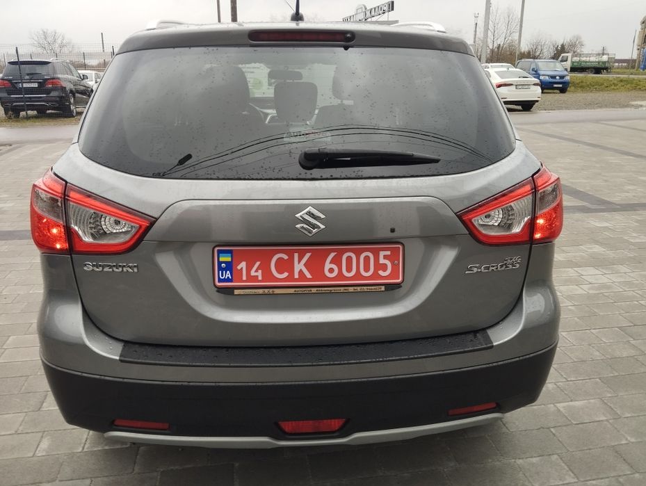 Suzuki sx4scross 1.6 дизель  свіжопригнана
