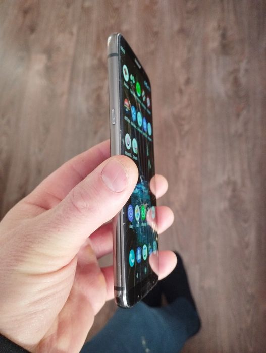 Продам motorola z3 на відновлення