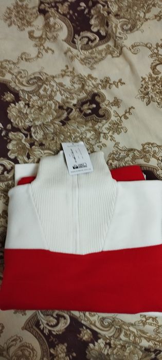 Продам новий костюм