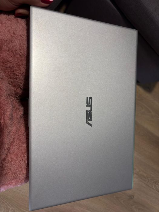 Notebook Asus F512J