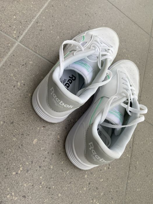 Reebok court advance vegan IF5339
