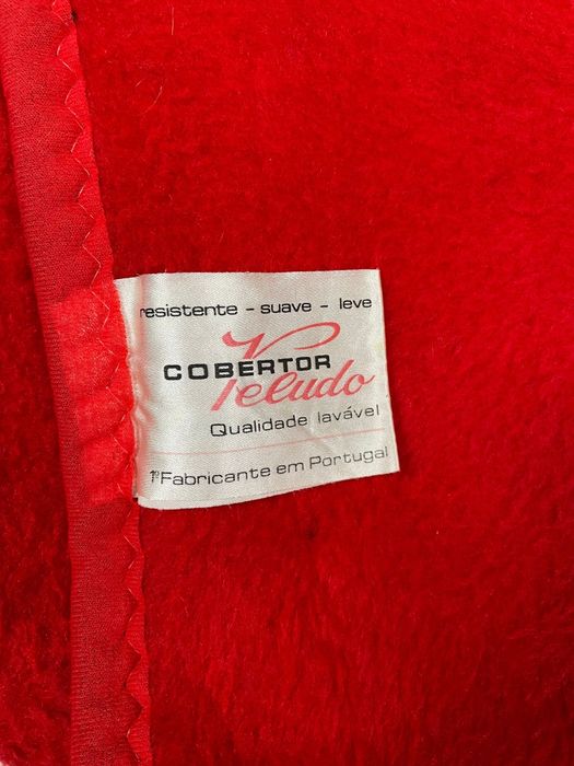 Cobertor de fabrico nacional
