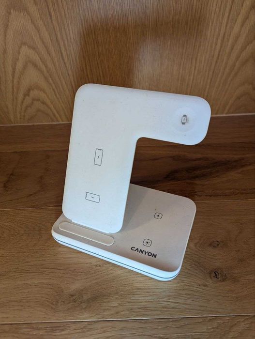 Canyon Wireless Charger (Model: CNS-WCS303) - Universal Charging Dock