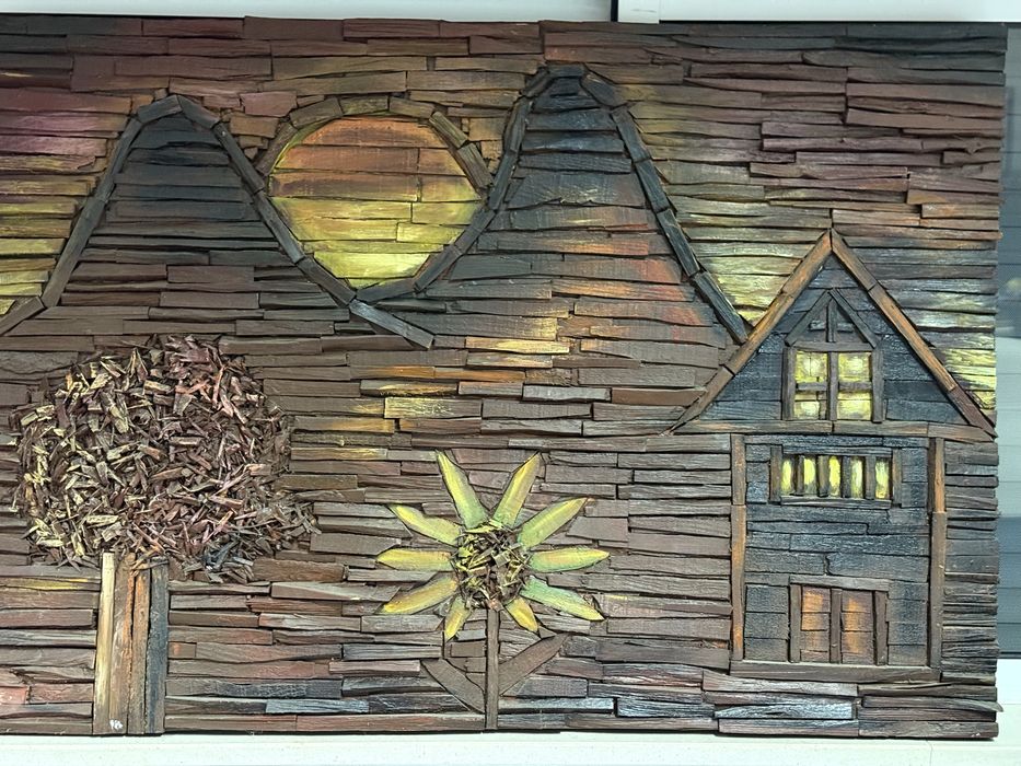 Obra de arte manual em madeira_Antiga