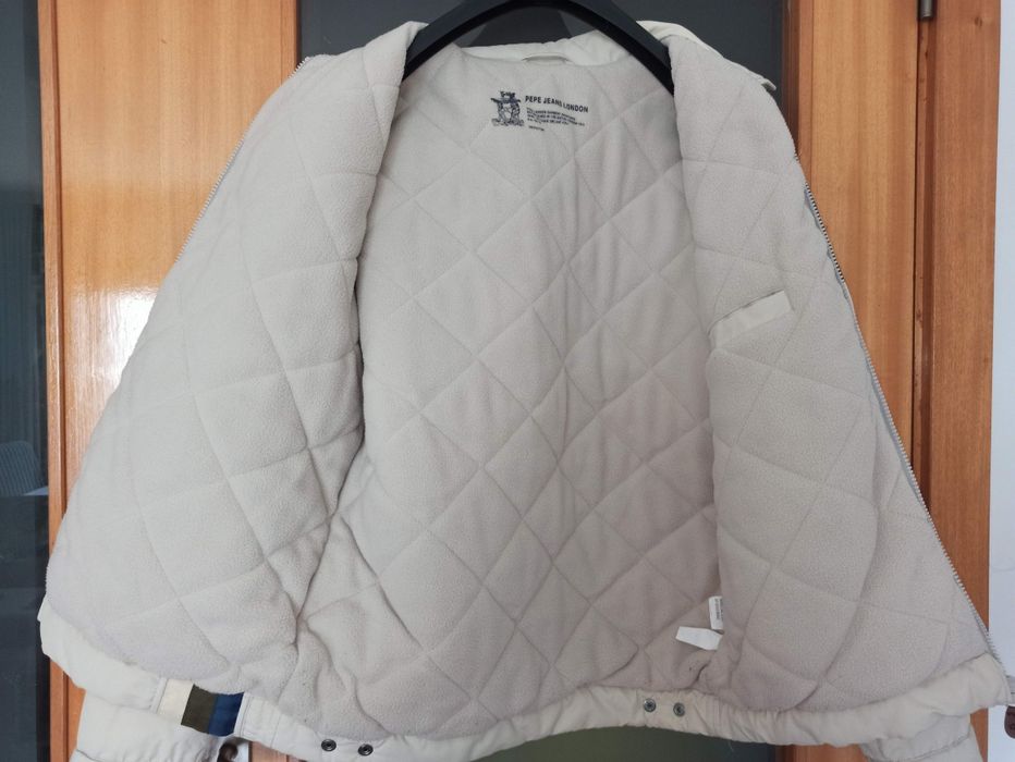 Blusão forrado Com Fecho De Correr Pepe Jeans tam. S ( usado 1 vez)