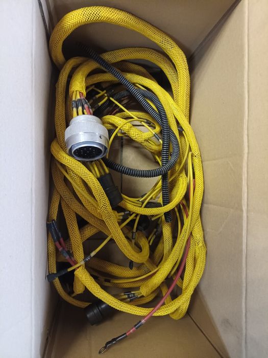 Wiązka elektryczna przednia ładowarka HSW Ł534