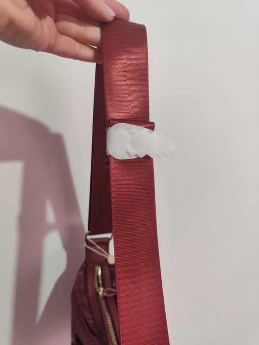 Mala bordeaux impermeável