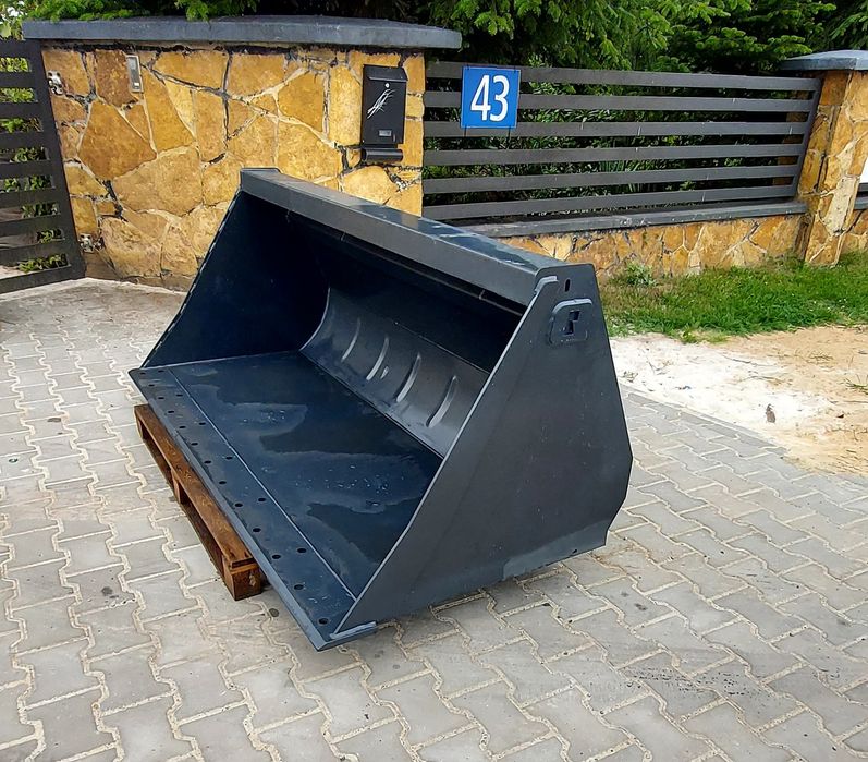 WYPRZEDAŻ Osprzęt do Ładowaczy i Ładowarek Łyżka 2m SM+ Quicke