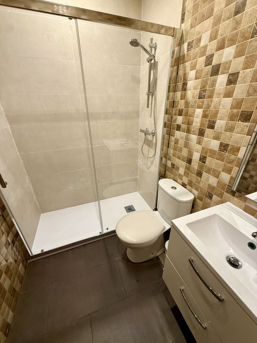 Quarto - Arrenda -se