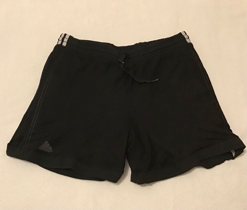 Calções marca Adidas