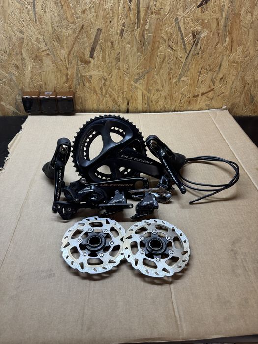 Grupa szosowa Ultegra r8000