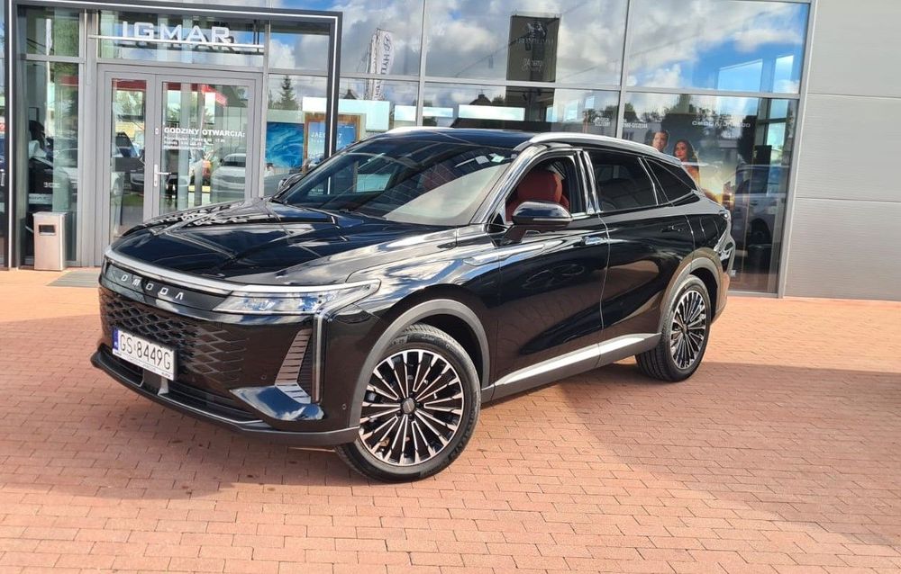Omoda 9