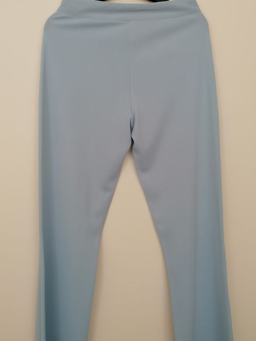 Conjunto camisola + Calcas azul ceu   Tam . 38