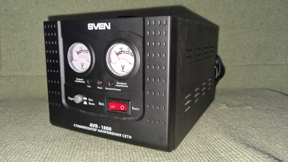 Стабилизатор напряжения SVEN AVR-1000, 800 Вт