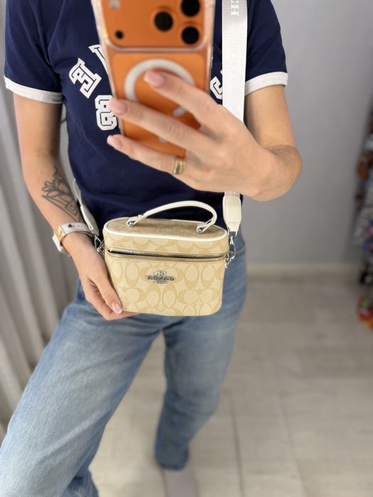 Нова гарна сумка coach