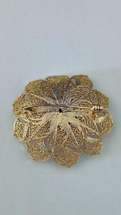 Alfinete de peito em prata