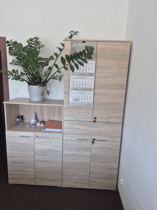 Komplet mebli biurowych