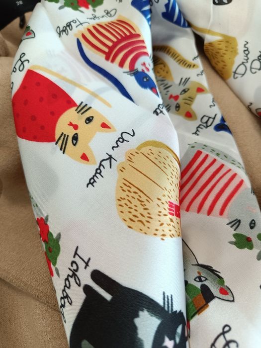 Chusta chustka apaszka nowa na szyję głowę do torebki jako kokarda kok