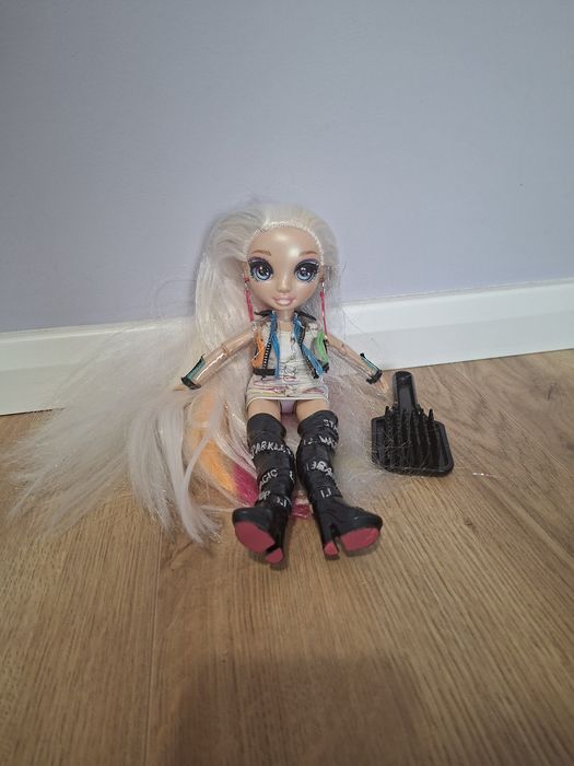 Lalka rainbow high