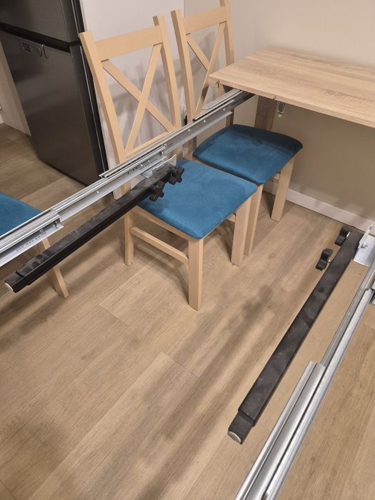 Stół rozkładany 100cm -250cm z 8 krzesłami