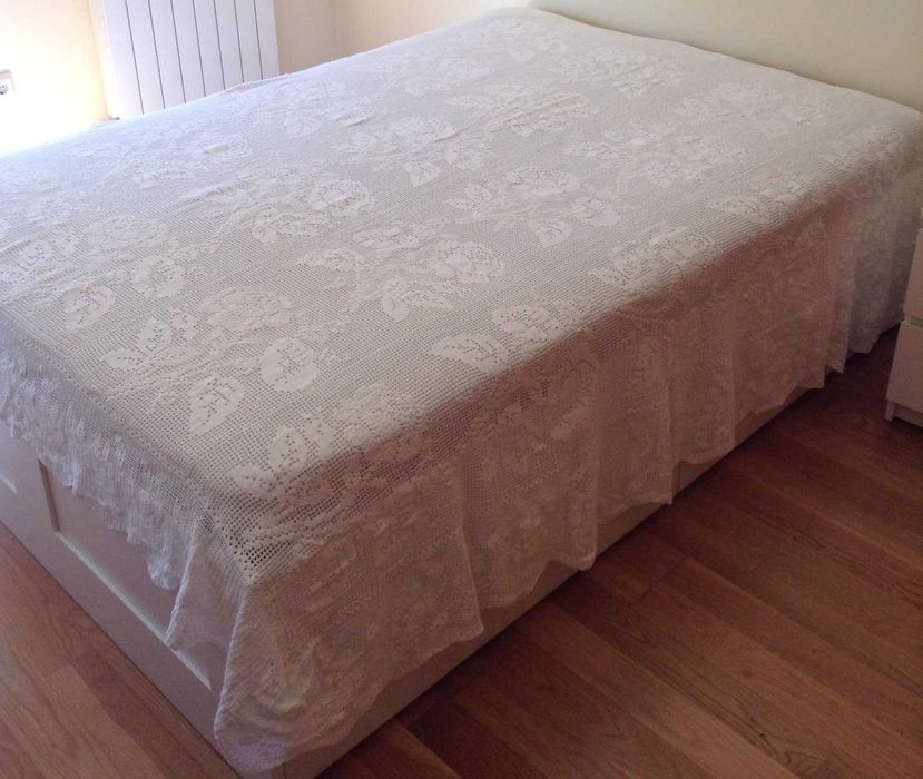 Handmade lace bedspread for double bed