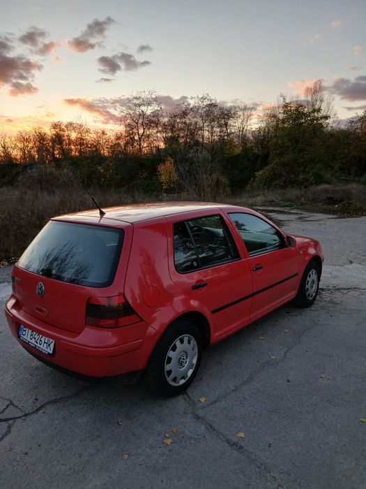 Продам Volkswagen Golf 4 1.6 sr