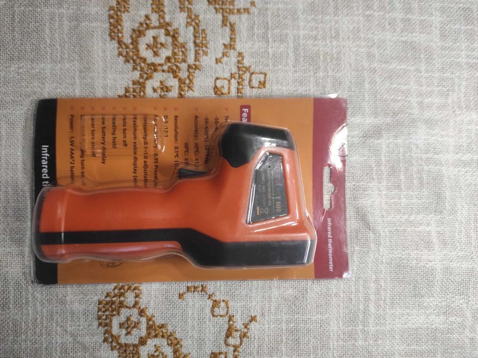 Инфракрасный бесконтактный пирометр термометр NJTY T600. -50 ~ +600°С