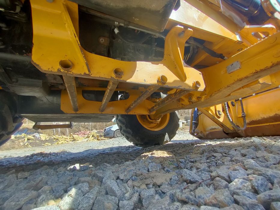 CAT 428(432)F2  2018г.в.