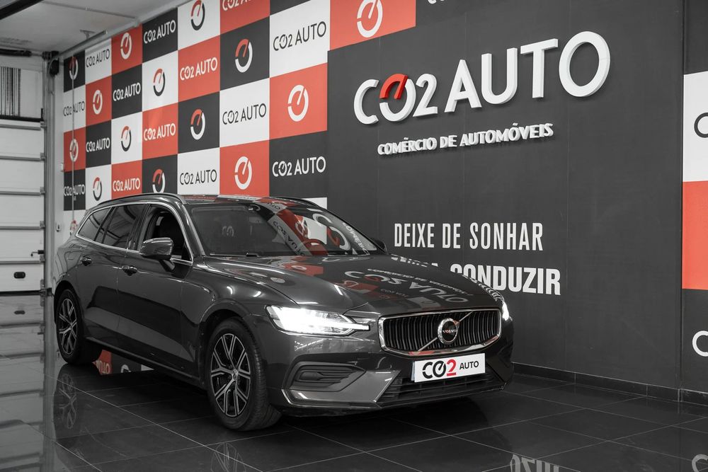 Volvo V60 2.0 B4 Momentum Plus Geartronic