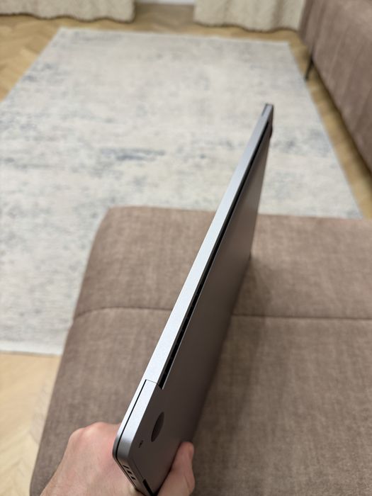 Macbook pro 15 2019 i7 2.6/ 16gb / 512gb/ 93% АКБ