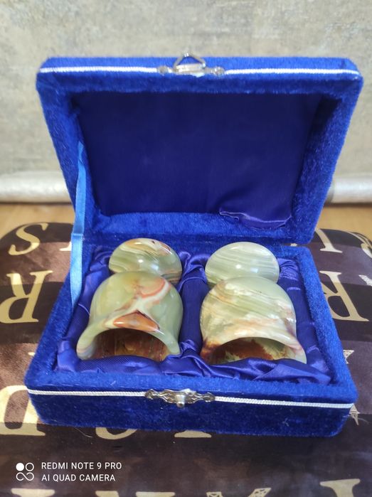 Красивые рюмки из оникса