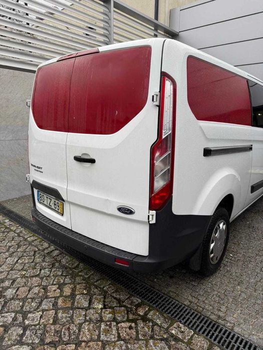 Ford Transit 6 lugares Excelente Estado