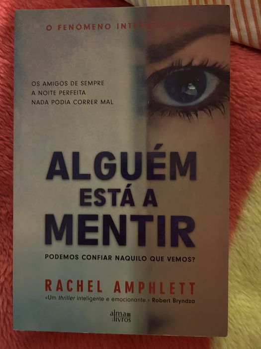 Alguém está a mentir- Rachel Amphlett