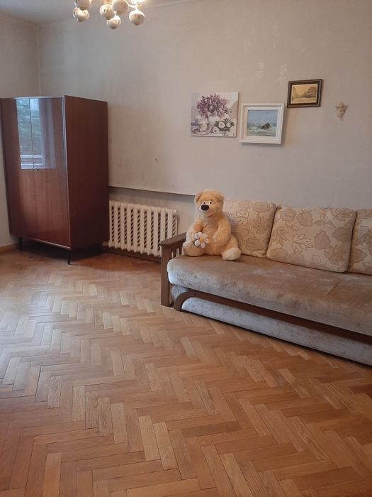 Здаю кімнату м.Печерська