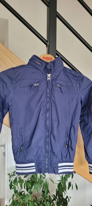 Jesienna kurtka przeciwdeszczowa 128