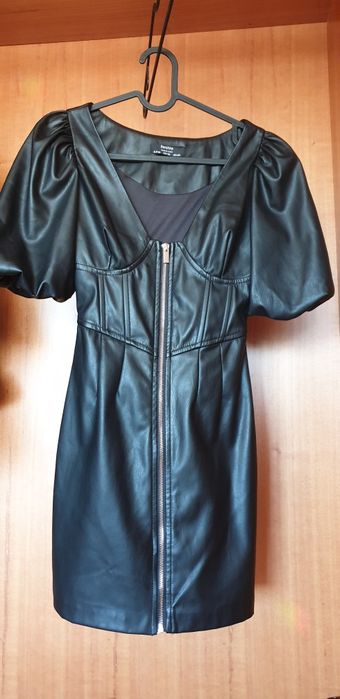 Vendo roupa semi-nova