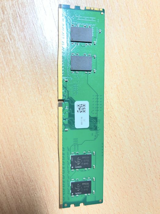 Продам компьютерную память Patriot DDR4 4 Gb 2666 Mhz