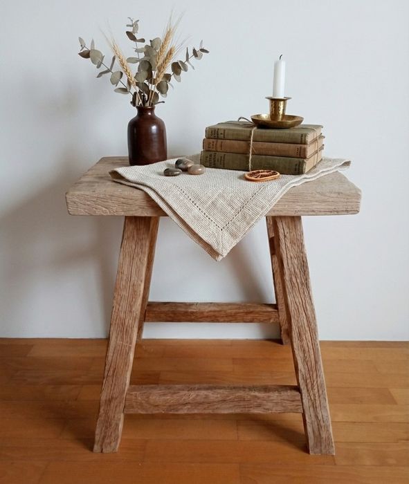 Столик підставка дерев'яна