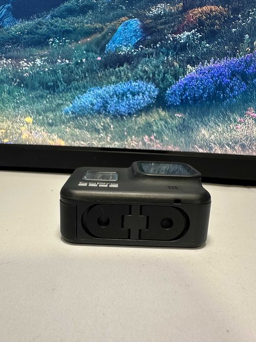 GoPro HERO8 Black 4K 60FPS + 3 baterie + ładowarka