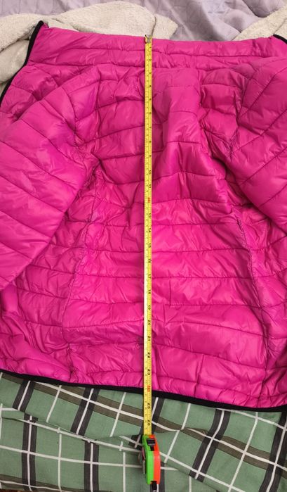 Куртка ветровка  .