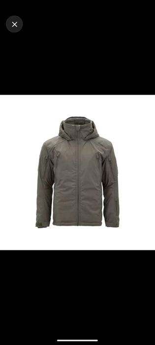 Продаж костюму, ціна за куртку і штани